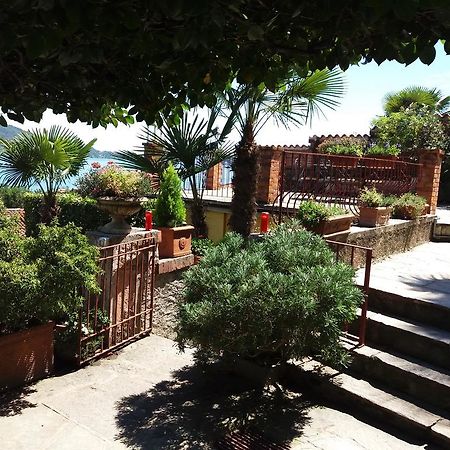 Garden Apartment Lesa Exterior foto