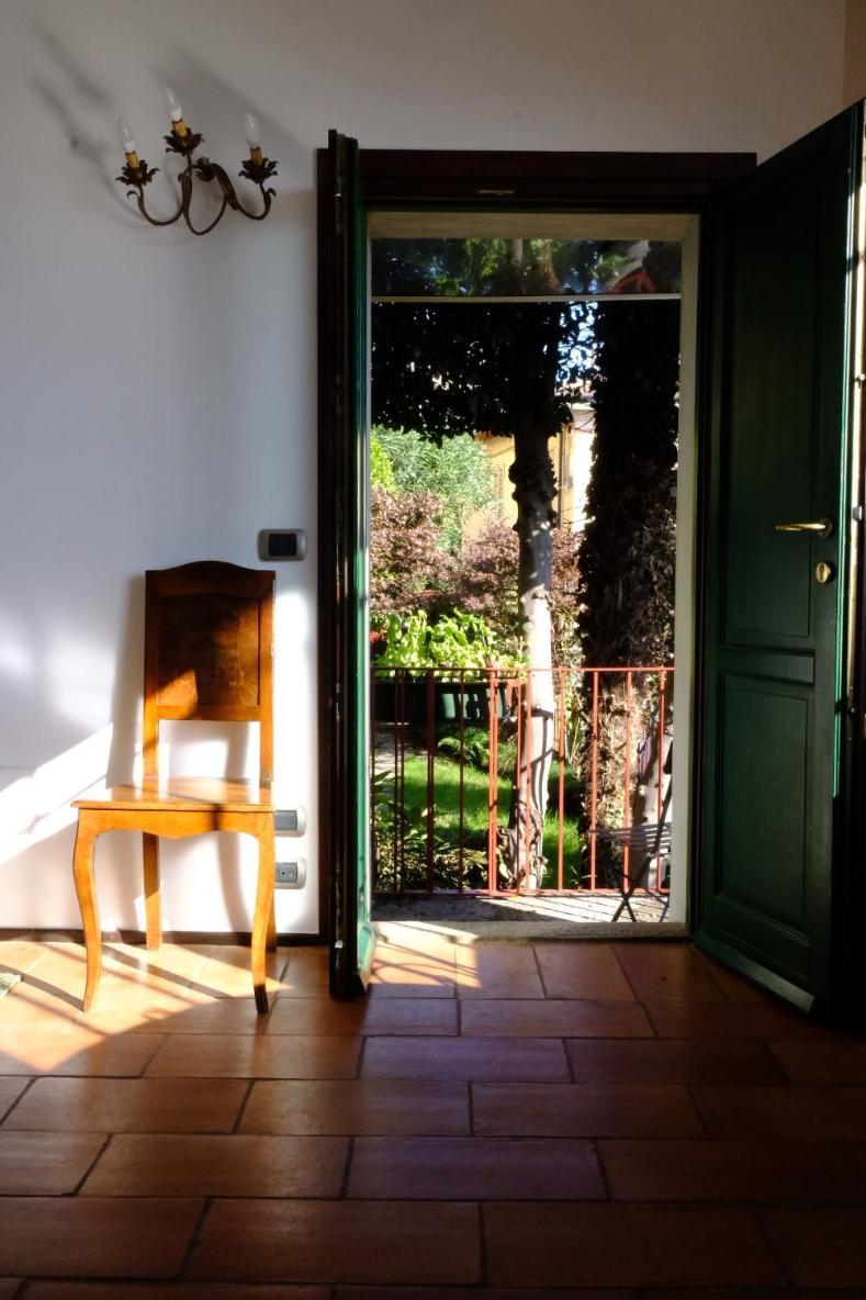 Garden Apartment Lesa Exterior foto